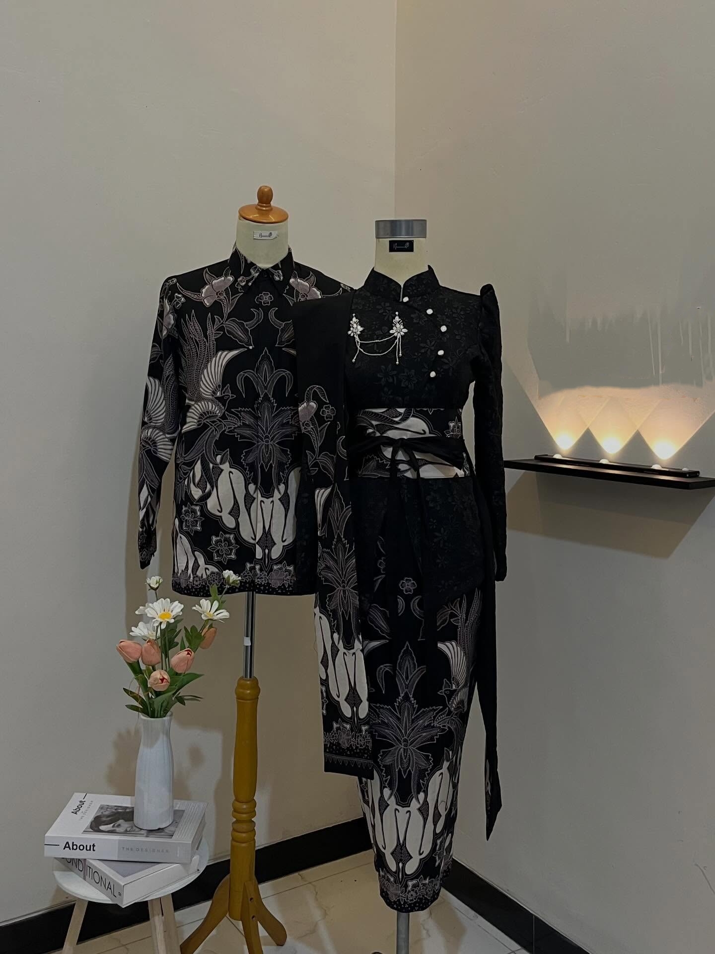 Kebaya couple