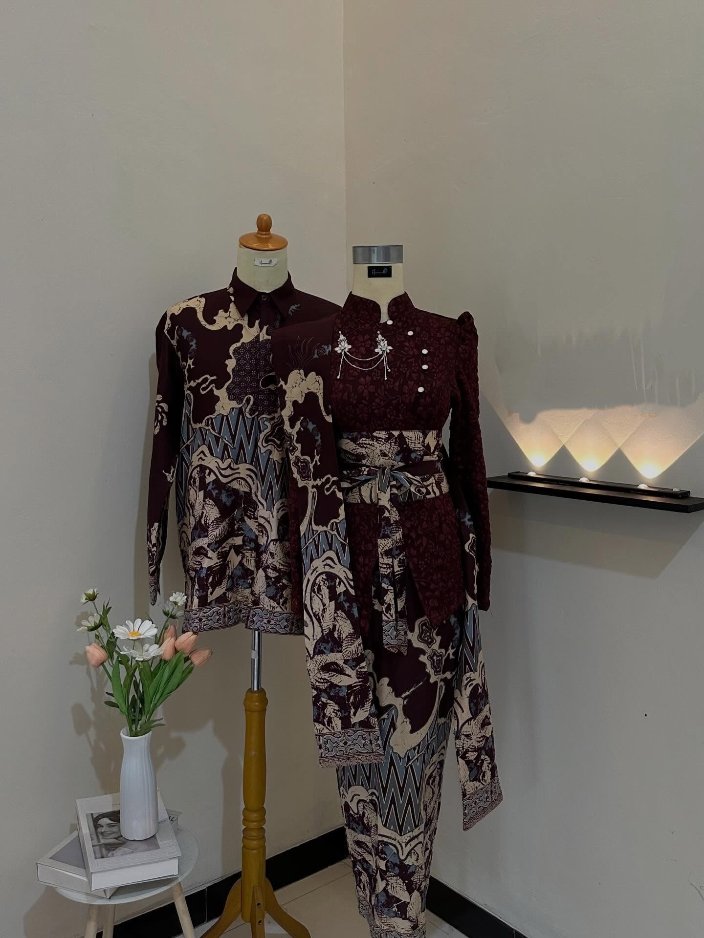Kebaya couple